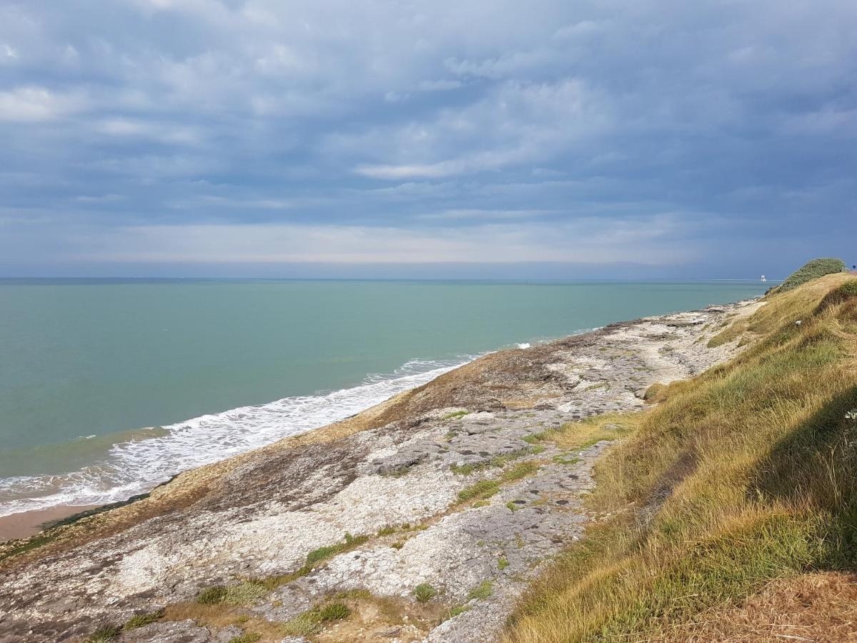 Camping Le Puits De L'Auture Hotel แซ็งต์-ปาเลส์-ซูร์-แมร์ ภายนอก รูปภาพ